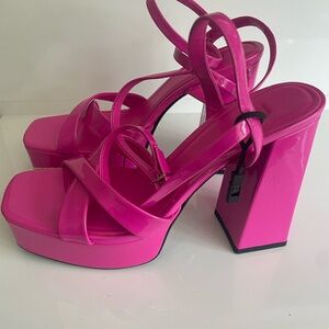 Zara Pink Heeled Sandals with Chunky Block Heel